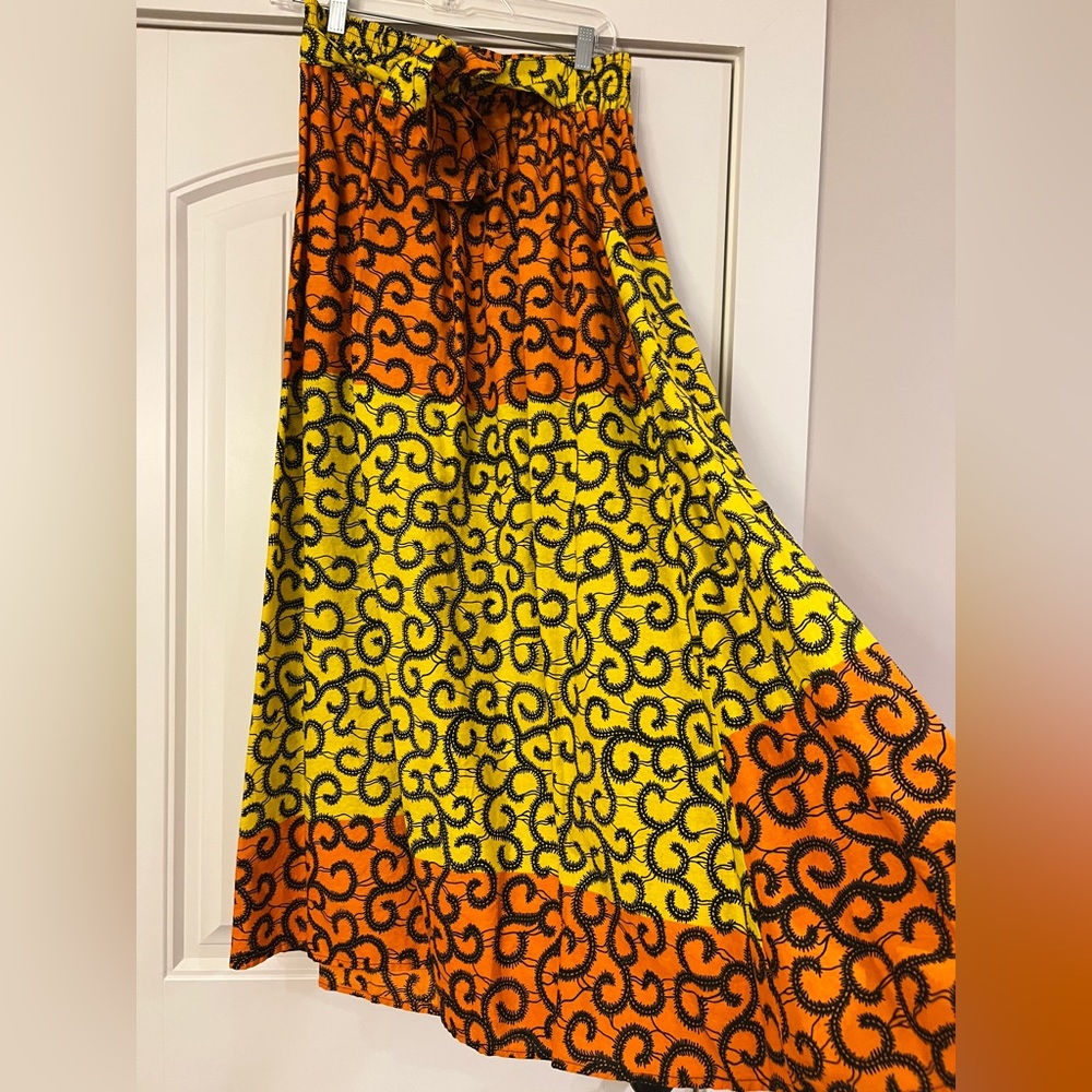 Long colorful skirt - Picture 2 of 2